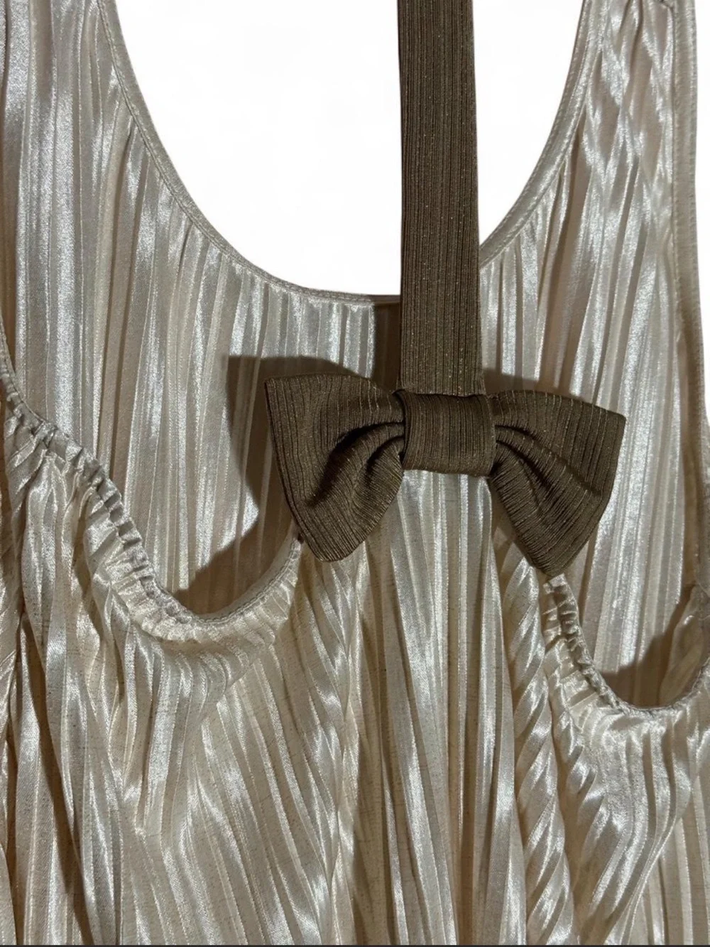Vintage Y2K Weavers Metallic Pleated Bow Tank Top